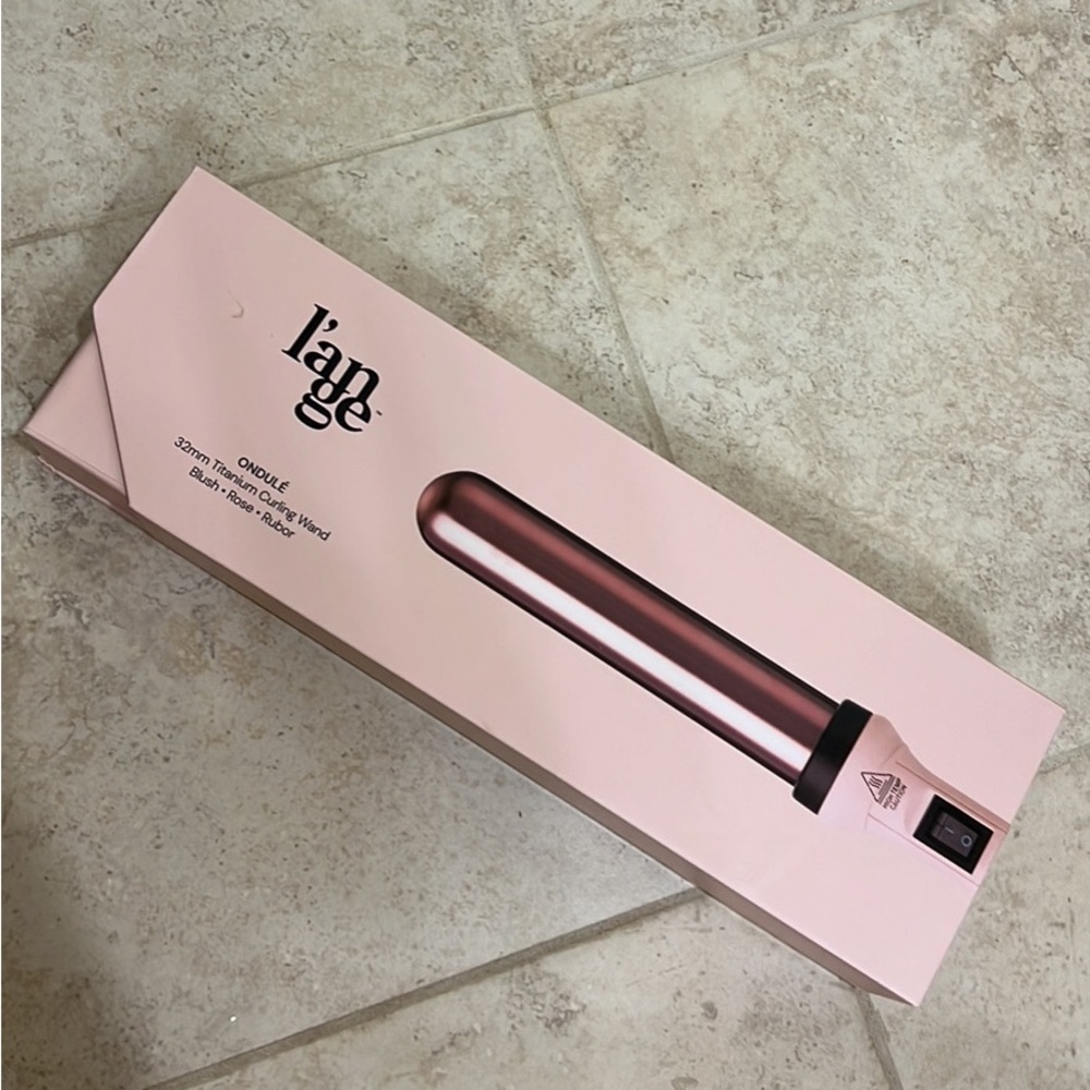 Le Curl
1.25" (32MM) Titanium Curling Wand